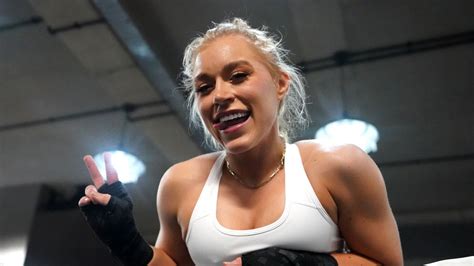 DAZN Leaks Elle Brooke Vs Paige VanZant Boxing Match